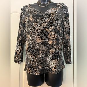 Beautiful, Figure-Flattering Carol Rose Blouse